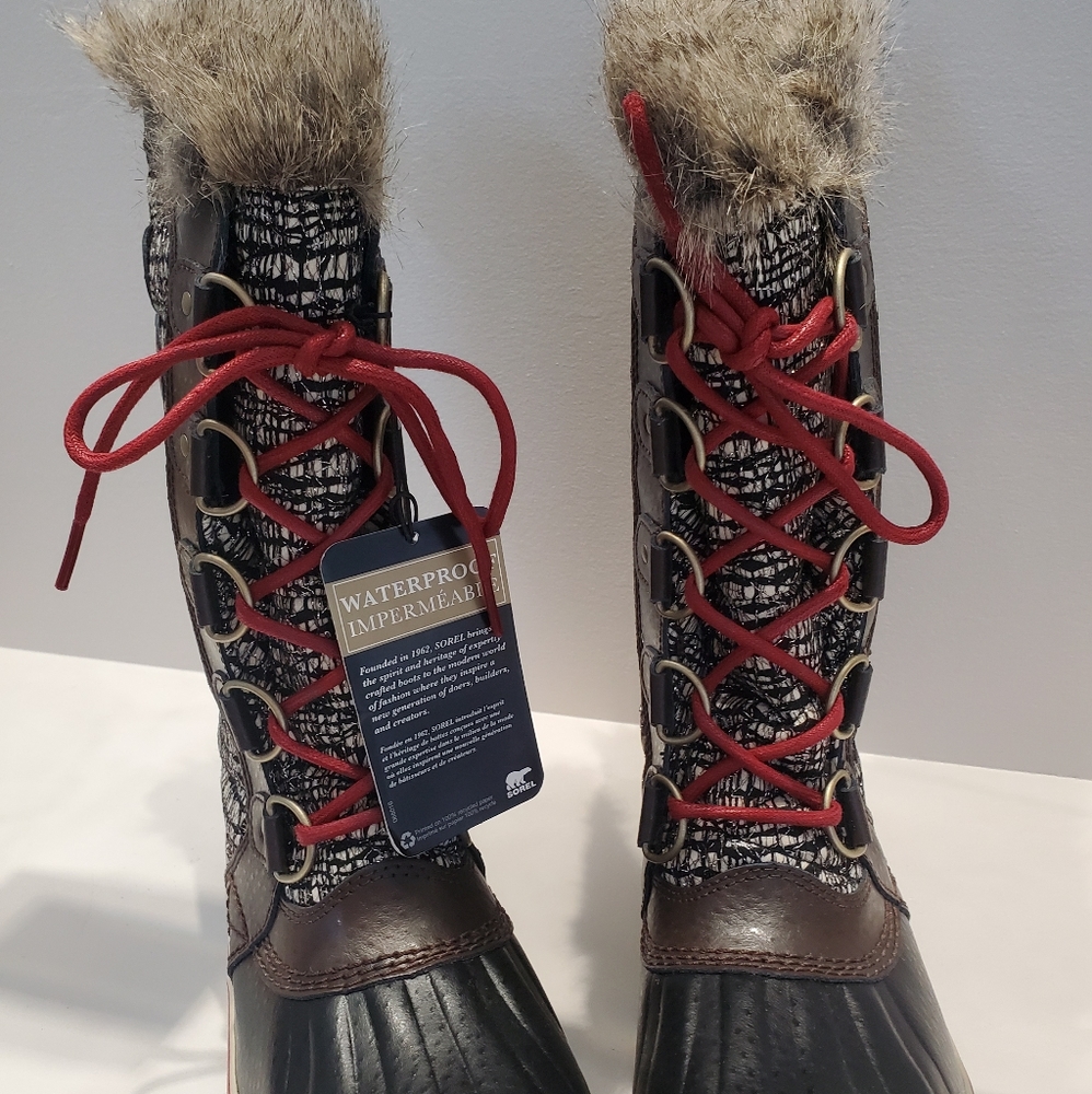 Sorel Torfino II Women Size 6 NWT